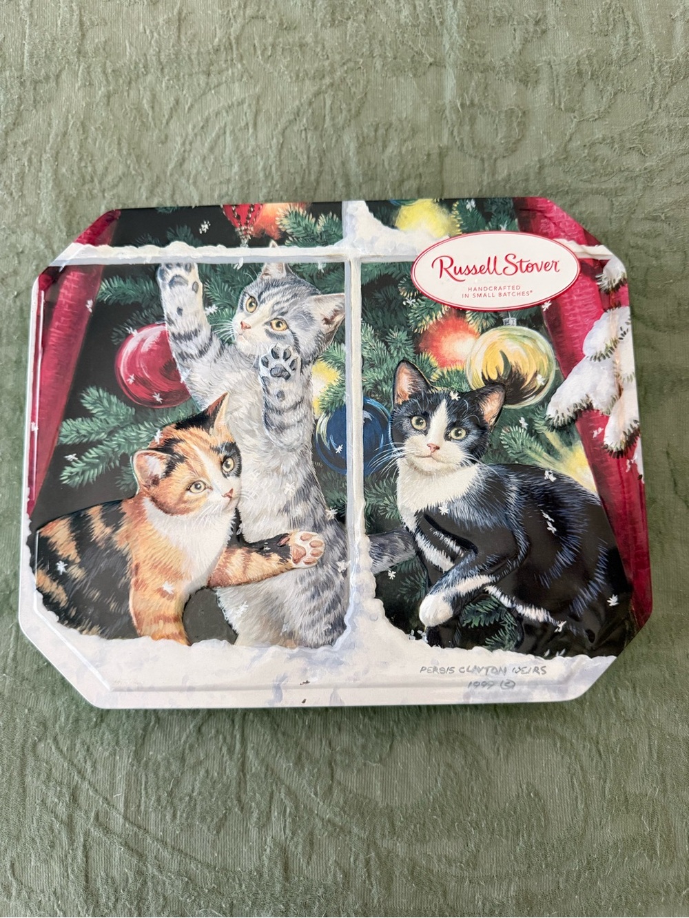 Holiday Cat Russell Stovers Tin - Red and Multi